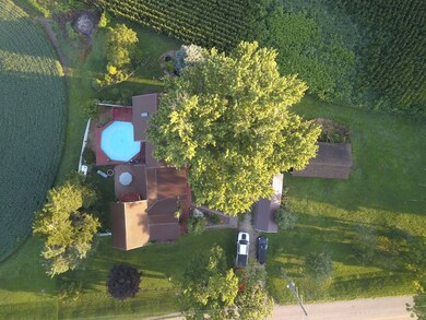 Birds eye view from straight above