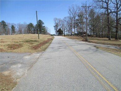 None W H 7, Tamassee, SC 29686 - photo 2