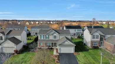 3121 Drury Ln, Carpentersville, IL 60110 - photo 2