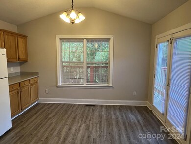 709 Loch Lomond Cir, Concord, NC 28025 - photo 7