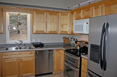 38 Cedar Dr, Ludlow, VT 05149 - photo 3