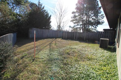 106 Brenda Dr, Jacksonville, NC 28546 - photo 2