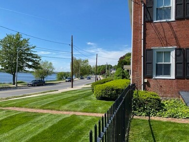 252 Main St unit 2, Wakefield, MA 01880 - photo 4