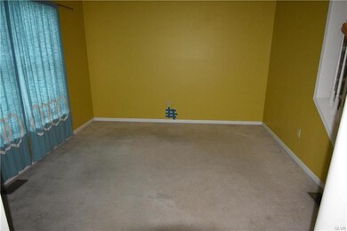 2989 South Dr, Allentown, PA 18103 - photo 2