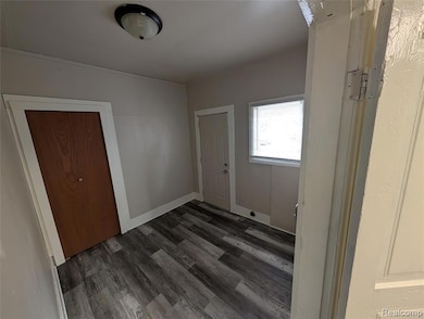 220 W Park St, Lapeer, MI 48446 - photo 7