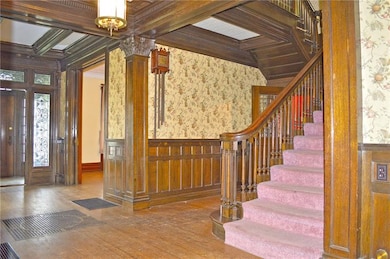 Huge Open Foyer ~ Pristinely Detailed Craftsmanshi
