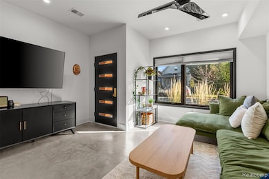 3313 Cochrane St, Detroit, MI 48208 - photo 5