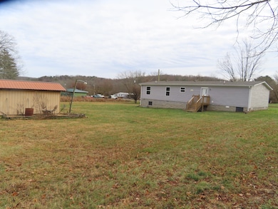 355 7th St, Tracy City, TN 37387 - photo 4