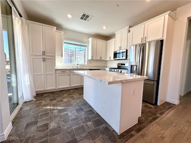 25 Barbara Ln unit 17, Las Vegas, NV 89183 - photo 5