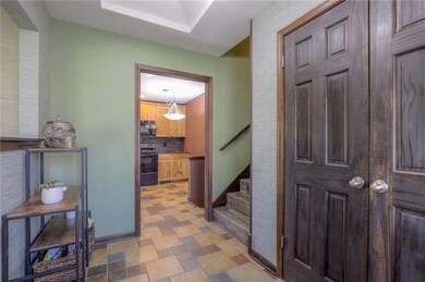 10009 Century Ln, Lenexa, KS 66215 - photo 5