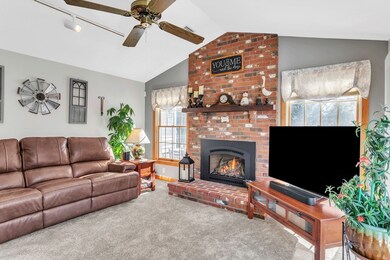 25 Chileab Rd, South Hadley, MA 01075 - photo 4