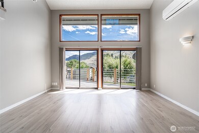 228 E Gibson Ave, Chelan, WA 98816 - photo 6