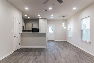 106 Peruna Dr, Marble Falls, TX 78654 - photo 3