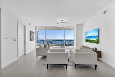 200 Biscayne Boulevard Way unit 5103, Miami, FL 33131 - photo 4