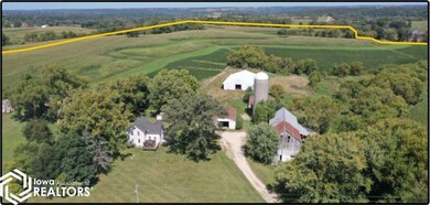 1792 Valdres Rd, Decorah, IA 52101 - photo 3