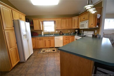 5655 Crandall Lanesville Rd NE, Georgetown, IN 47122 - photo 6