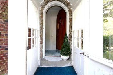 1704 W Highland St, Allentown, PA 18104 - photo 4