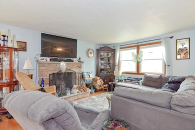 18 Amphibian Rd, East Falmouth, MA 02536 - photo 4