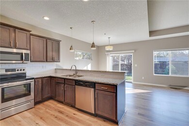 4413 Lower Beaver Rd, Des Moines, IA 50310 - photo 6