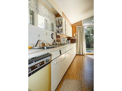 9 Meadow Ave, Westerly, RI 02891 - photo 3