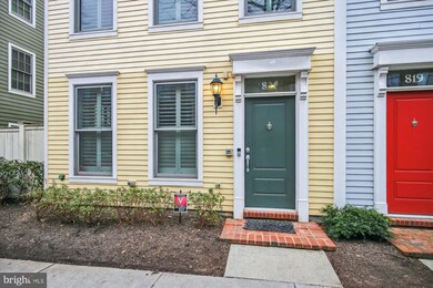 821 Parker Gray School Way, Alexandria, VA 22314 - photo 2