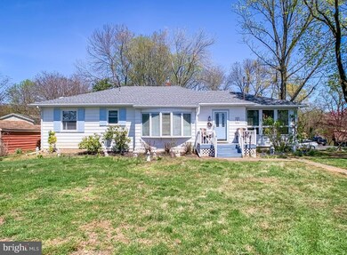 529 Harding Ave, Langhorne, PA 19047 - photo 2