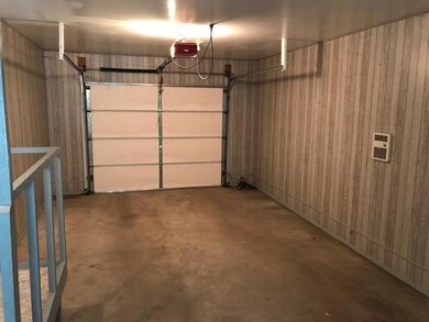 interior att garage