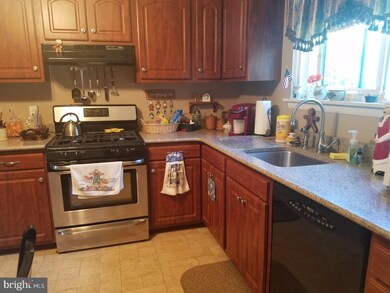 12 Eaton Cir, Clementon, NJ 08021 - photo 3