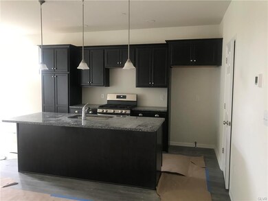 2090 Huntington Ln unit 22, Easton, PA 18040 - photo 3