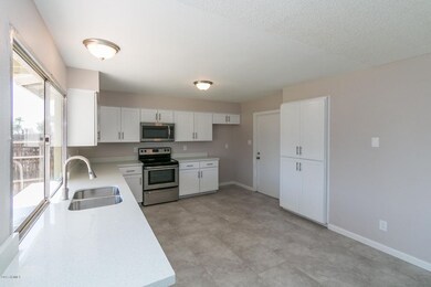09508-4219 E Alta Vista Phx-19