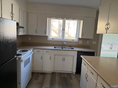 9007 Mahogany Row SE unit B, Huntsville, AL 35802 - photo 3