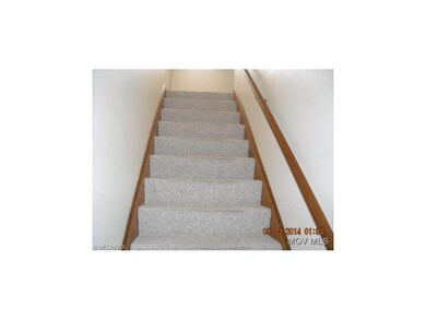 stairs to 2nd level