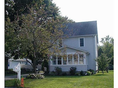 Exterior Front. You ll love the enclosed front por