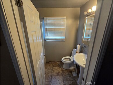 912 E 119th St, Los Angeles, CA 90059 - photo 6