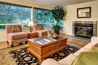 8723 231st St SW, Edmonds, WA 98026 - photo 2