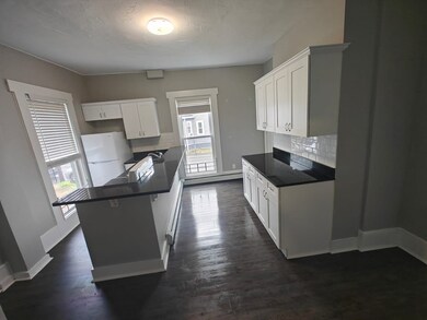 27 Vine St unit 5, Haverhill, MA 01830 - photo 5