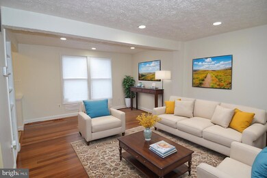 3537 Laurel View Ct, Laurel, MD 20724 - photo 2