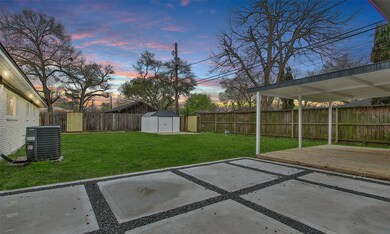 2119 Hewitt Dr, Houston, TX 77018 - photo 5