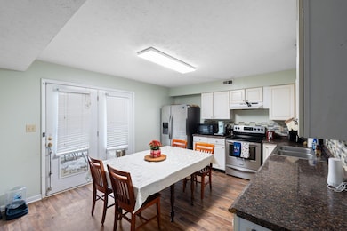 3940 Grassy Creek Dr, Lexington, KY 40514 - photo 6