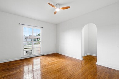 623 Park Place unit 5, West Palm Beach, FL 33401 - photo 3