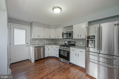 1720 Dayton Ave, Paulsboro, NJ 08066 - photo 3