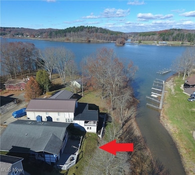 1186 Lincoln St SW, Sherrodsville, OH 44675 - photo 2