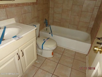 723 Oaks Manor Ct, Jacksonville, FL 32211 - photo 6