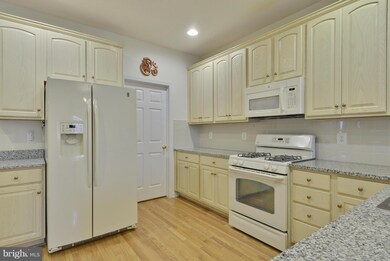 25140 Fortitude Terrace, Chantilly, VA 20152 - photo 5