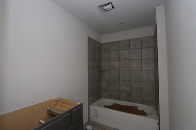 22119 Palo Dura Ln, Tomball, TX 77375 - photo 5