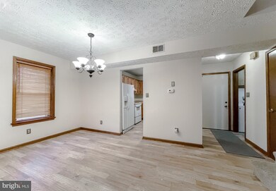 23386 Black Oak Ct, California, MD 20619 - photo 7