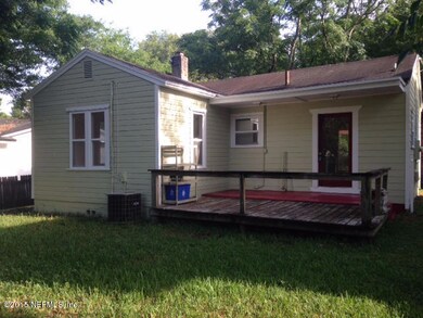 5122 Sunderland Rd, Jacksonville, FL 32210 - photo 2