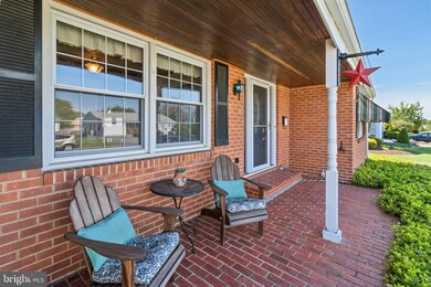 19 Yeates Dr, New Castle, DE 19720 - photo 2