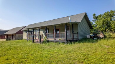 Commercial listing in Hardy Arkansas003