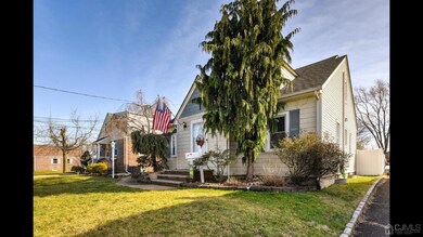 314 Walnut St, Middlesex, NJ 08846 - photo 2